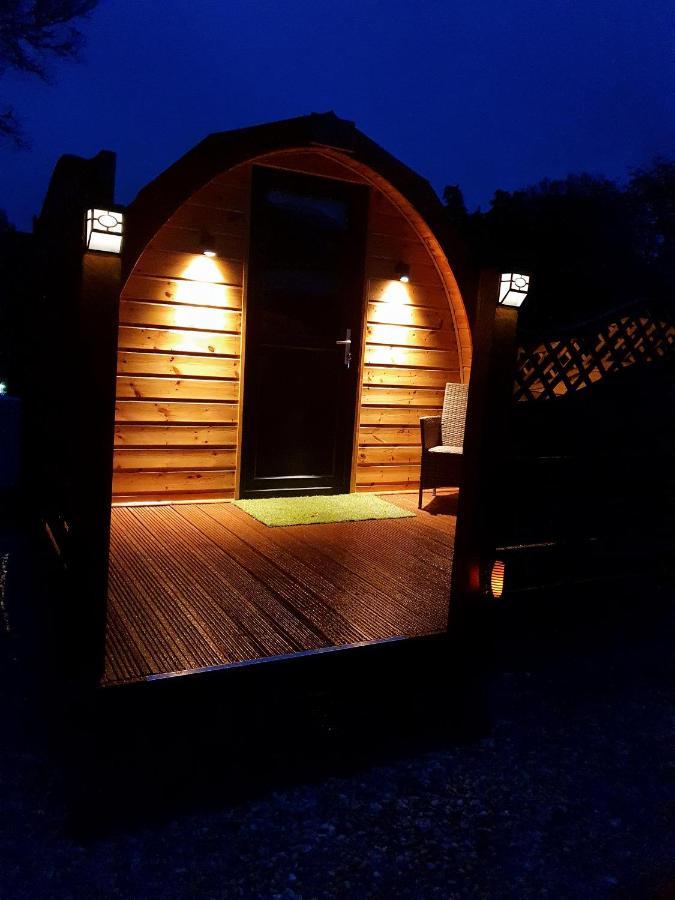 Highland & Transylvania Glamping Pods Ройбридж Екстериор снимка