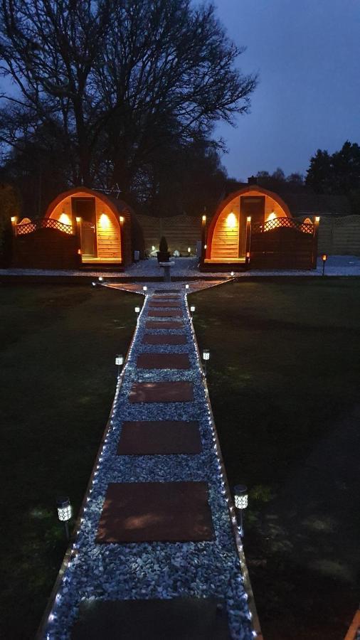 Highland & Transylvania Glamping Pods Ройбридж Екстериор снимка