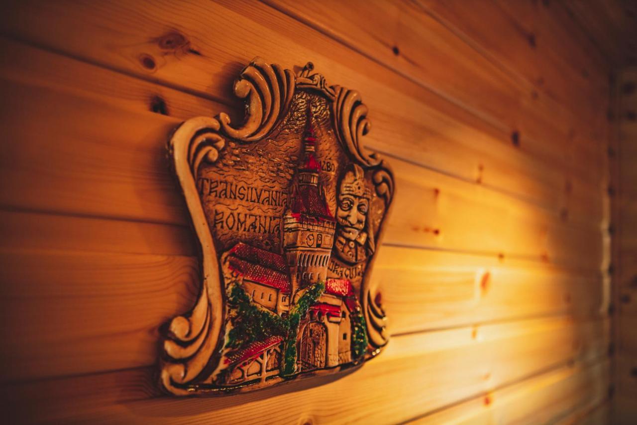 Highland & Transylvania Glamping Pods Ройбридж Екстериор снимка