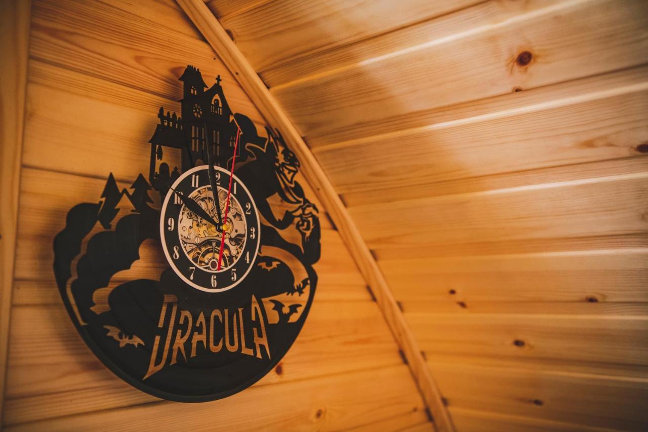 Highland & Transylvania Glamping Pods Ройбридж Екстериор снимка