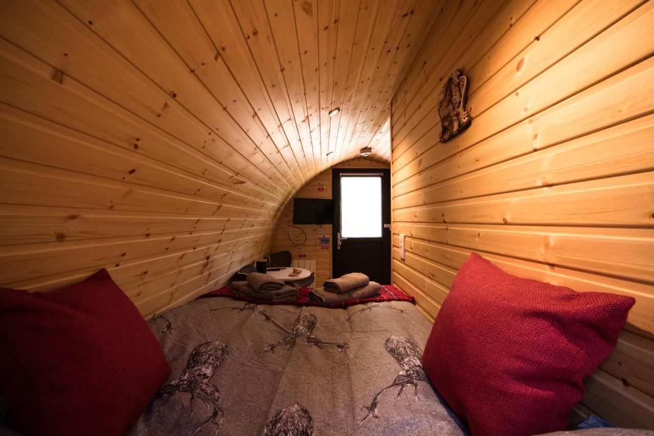 Highland & Transylvania Glamping Pods Ройбридж Екстериор снимка