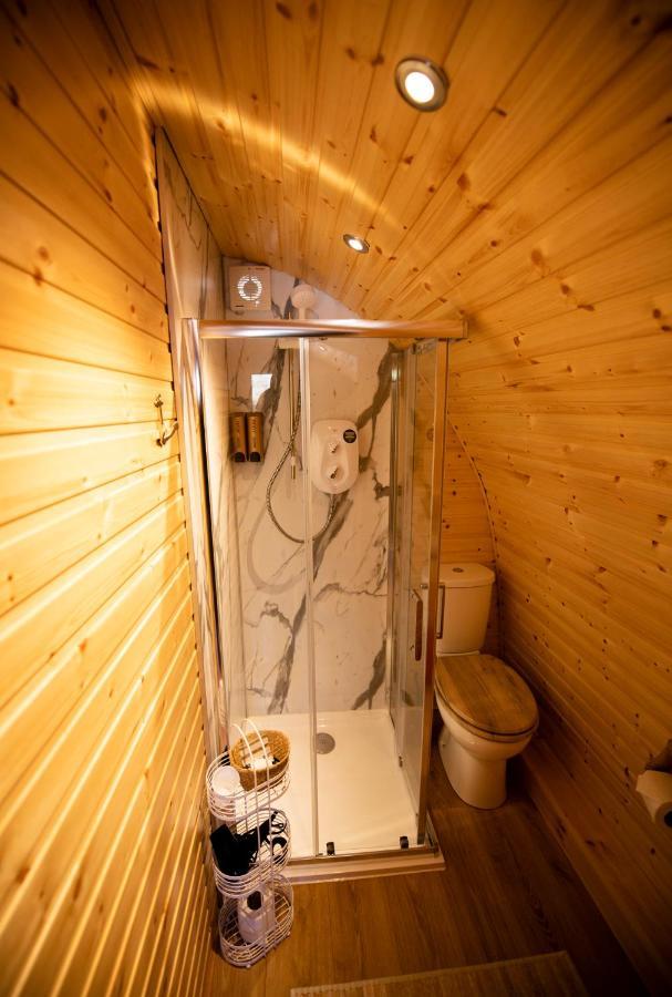 Highland & Transylvania Glamping Pods Ройбридж Екстериор снимка