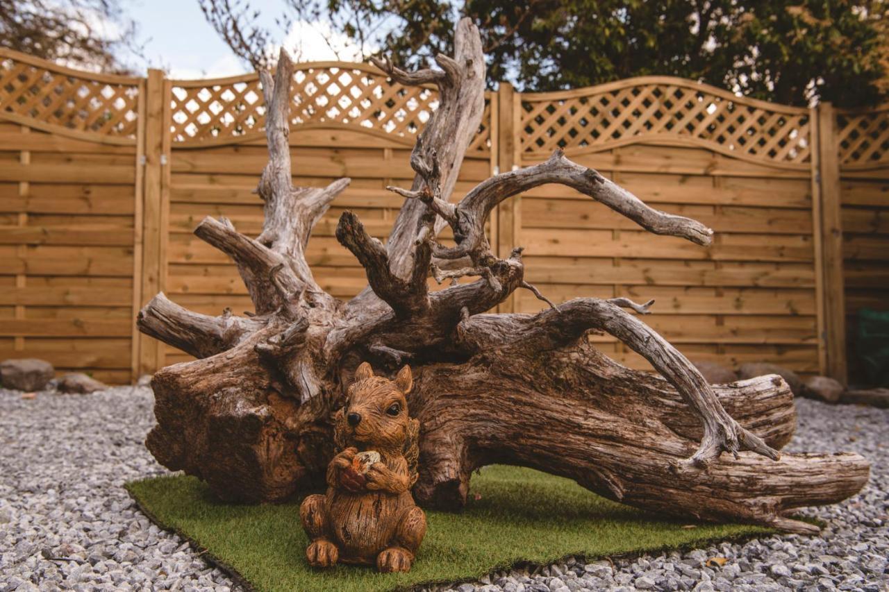 Highland & Transylvania Glamping Pods Ройбридж Екстериор снимка